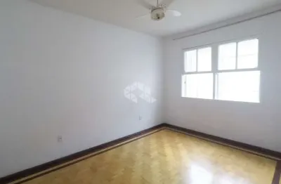 Apartamento de 66,71 m² com 2 dormitórios no bairro menino deus