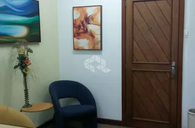 Torrando sala comercial com 48,32m² no centro de portyo alegre