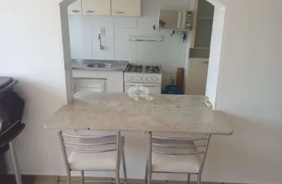 Apartamento com 1 dorm, closet  com 40m² no bairro jardim botânico.