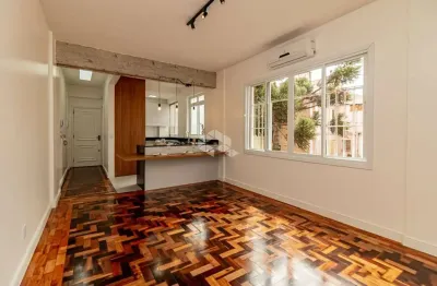 Apartamento com 2 quartos à venda na Rua Coronel Fernando Machado, 995, Centro Histórico, Porto Alegre
