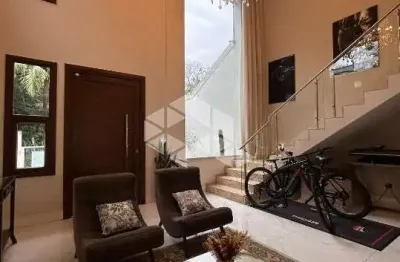 Casa com 3 quartos e 343m² à venda em jardim botânico, porto alegre.