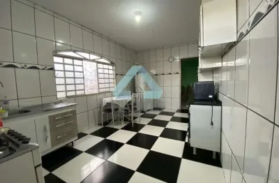 Casa 2 dormitorios sendo 1 suite com ponto comercial na vila real