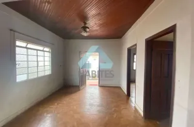 Casa com 3 quartos à venda na Vila Carmelo, Botucatu 