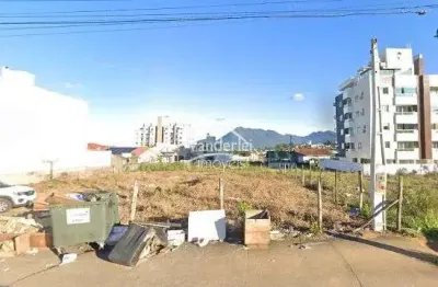 Terreno com 360m² com escritura pública em excelente localização na av. atílio pedro pagani em palhoça - sc