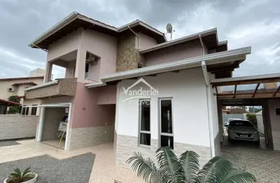 Casa com 3 quartos à venda no Aririu, Palhoça 