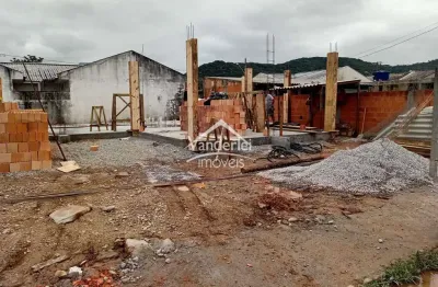 Casa com 2 quartos à venda no Forquilhas, São José 