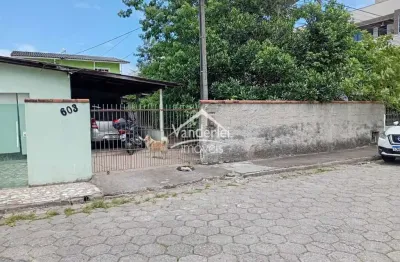 Terreno à venda na Ponte do Imaruim, Palhoça 