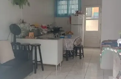 Casa em condomínio fechado à venda na Rua Lamartine Babo, Solemar, Praia Grande