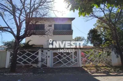 Casa com 4 quartos à venda na Rua 32, Jardim Goiás, Goiânia