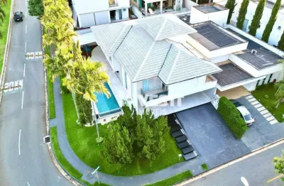 Casa em condomínio fechado com 4 quartos à venda na Rua dos Eucaliptos, Jardins Valência, Goiânia