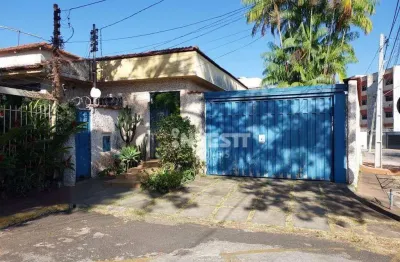 Casa com 4 quartos à venda na Rua 85 D, Setor Sul, Goiânia