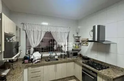 Casa com 4 quartos à venda na Rua do Golfinho, Jardim Atlântico, Goiânia