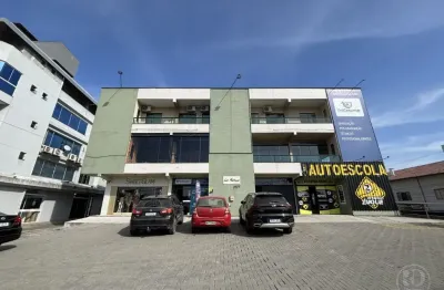 Sala comercial para locação no bairro itoupava central