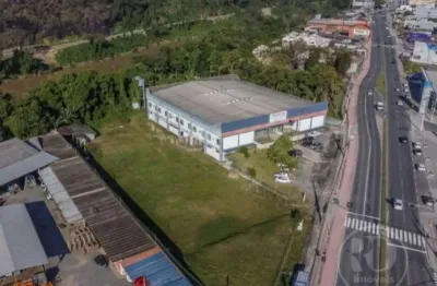 Alugo ponto comercial com amplo terreno – itoupava norte