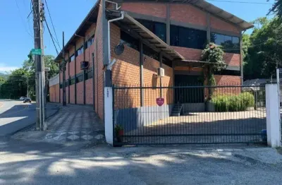 Alugo ótimo galpão com 1.000m², bairro velha - blumenau