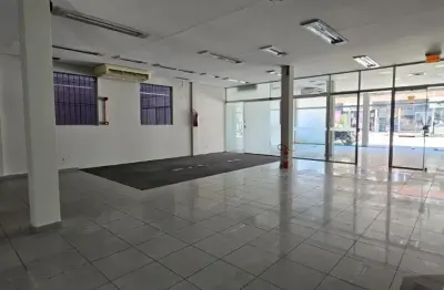 Ponto comercial exclusivo! 317m² com fachada em vidro - av. dois de setembro - blumenau/sc