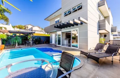 Condomínio golden park - casa alto padrão com piscina a venda