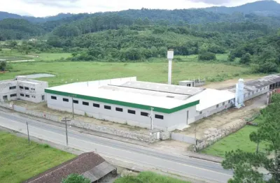 Barracão / Galpão / Depósito com 4 salas para alugar na Rua Augusto Maass, Arapongas, Indaial, 3500 m2 por R$ 42.000