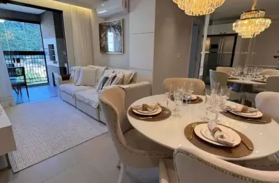 Apartamento com 2 quartos à venda na Rua 207, Meia Praia, Itapema, 69 m2 por R$ 1.200.000