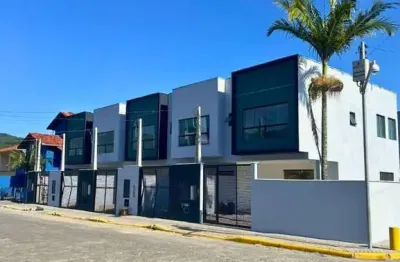 Casa com 2 quartos à venda na Av. Francisco Severinho dos Santos, 440, Vila Nova, Porto Belo, 95 m2 por R$ 899.000