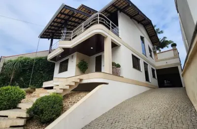 Casa com 4 quartos para alugar na Rua Daniel Pfaffendorf, 360, Itoupava Seca, Blumenau, 400 m2 por R$ 8.790