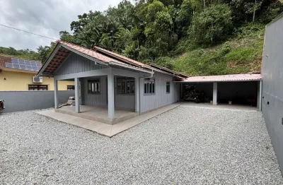 Casa com 3 quartos para alugar na Rua da Glória, 2380, Glória, Blumenau, 110 m2 por R$ 2.500