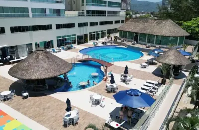 Apartamento à venda na Av. Maginal, Centro, Centro, Itapema