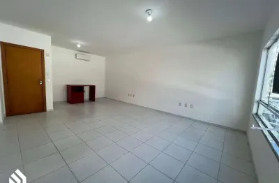 Sala comercial para alugar na rua joinville, 476, centro, itajaí por r$ 1.800