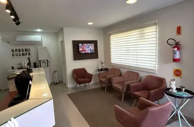 Sala comercial para alugar na rua rouxinol, 148, ariribá, balneário camboriú por r$ 5.010