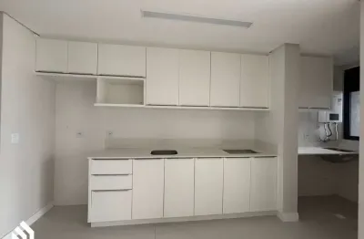 Apartamento com 2 quartos para alugar na rua juvenal garcia, 400, centro, itajaí por r$ 4.000