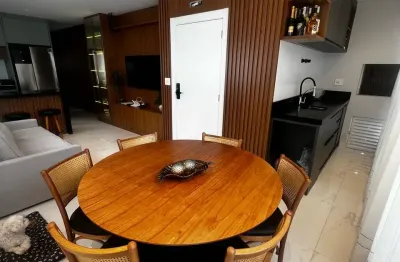 Apartamento completamente mobiliado bem próximo do mar com 3 quartos!
