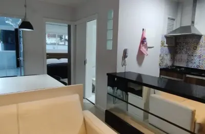 Desocupado!!! Portaria 24 horas!!! Centro/Alto da XV - Rua Marechal Deodoro.