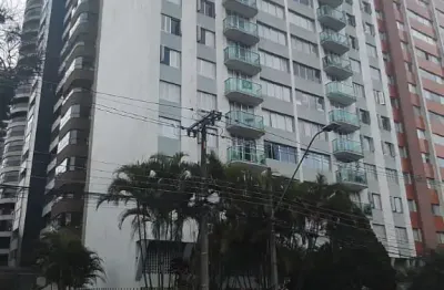 Edificio em uma das melhores localizações de curitiba, do lado do clube curitibano!