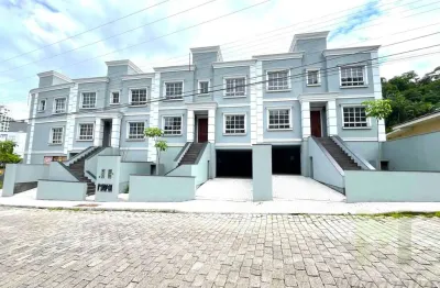 Casa com 2 quartos à venda no garcia, blumenau , 145 m2 por r$ 650.000