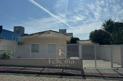Casa com 2 quartos à venda na Rua Francisco Ferreira Filho, Flor de Nápolis, São José