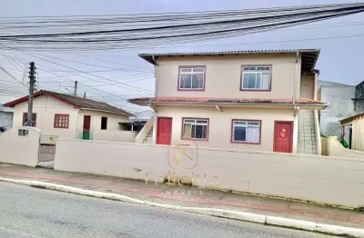 Casa em terreno de esquina no bairro pacheco em palhoça/sc!