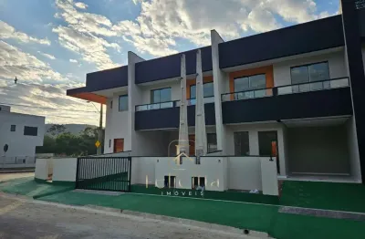 Sobrado a venda com 03 dormitórios 01 suíte no bairro forquilhas em são josé/sc