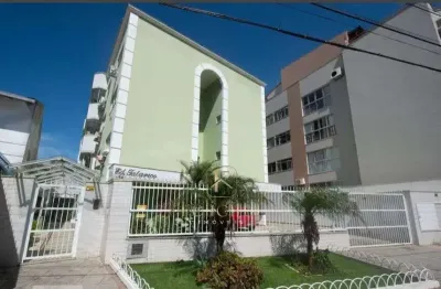 Apartamento com 02 dormitórios 01 suíte em estreito, florianópolis/sc