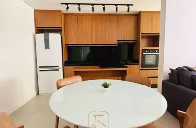 Apartamento de 02 dormitórios, sendo 01 suíte, mobiliado, à venda, estreito em florianópolis-sc