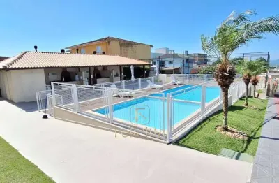 Apartamento com 02 dormitórios no bairro serraria em são josé/sc