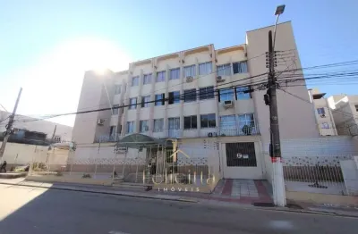 Apartamento com 02 dormitórios no bairro kobrasol em são josé/sc