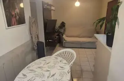 Apartamento com 02 dormitórios no bairro estreito em florianópolis/sc