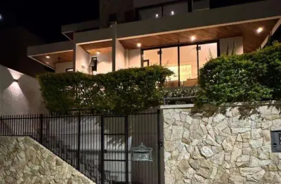 Casa com 4 dormitórios à venda, 310 m² por r$ 3.490.000,00 - joão paulo - florianópolis/sc