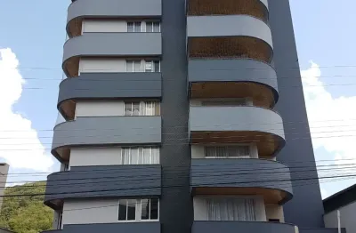 Apartamento no centro de jaraguá do sul, perto de tudo, fácil de chegar e sair.