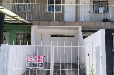 Casa com 2 quartos à venda no Desvio Rizzo, Caxias do Sul 