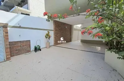 Casa sobreposta alta com 3 dormitórios a venda no embaré / santos