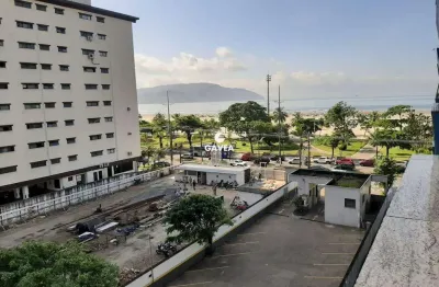 Apartamento de 2 quartos, sacada, vista mar - gonzaga, santos