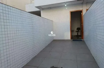 Casa com 3 quartos para alugar no Embaré, Santos 