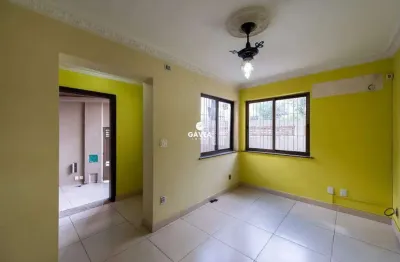 Casa com 3 quartos à venda no Embaré, Santos 