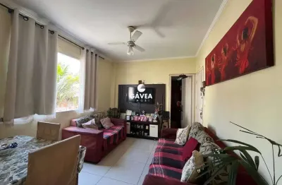 Apartamento de frente com 2 dormitórios e garagem privativa